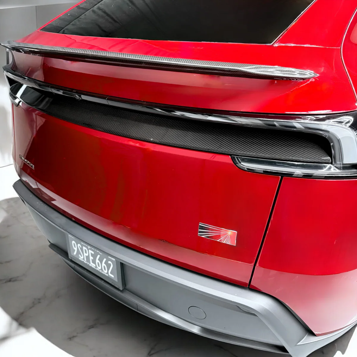 Real Dry Carbon Fiber Tailgate Applique for Model Y Juniper 2025+