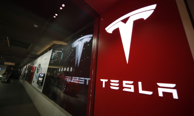 Tesla Faces Legal Woes as Autopilot Defect Allegations Surface