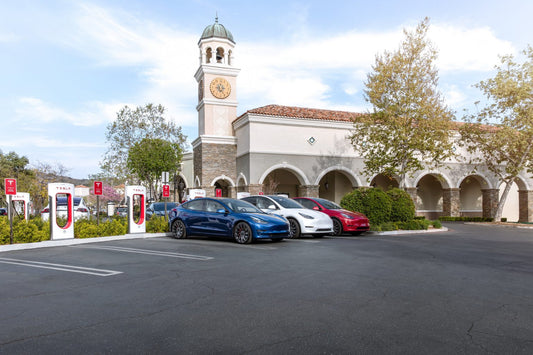 Tesla introduces a new Autopark feature in its latest software update.