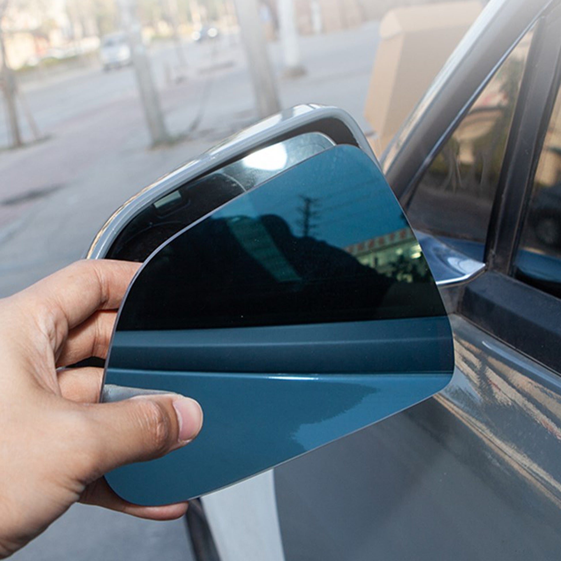 Arcoche Tesla Model 3 2018 2019 2020 2021 2022 2023 Side Mirrors surface adopts 2.5D high-definition blue lens with anti-glare effect The raw material is float glass optimized the curvature of the lens to make it more ergonomic and avoid dizziness when looking at the rear mirror.